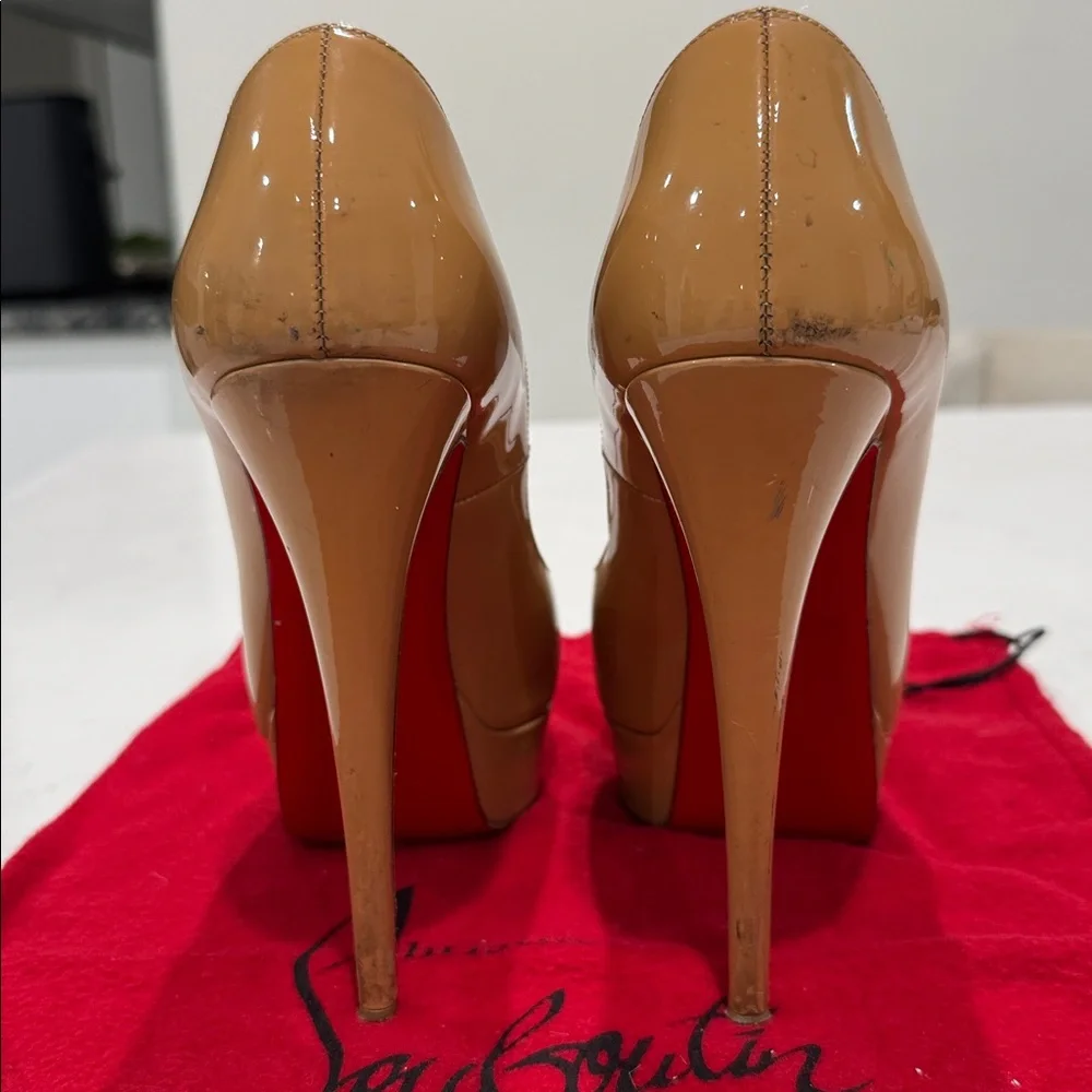 CHRISTIAN LOUBOUTIN Patent Peep Toe 150 Pumps